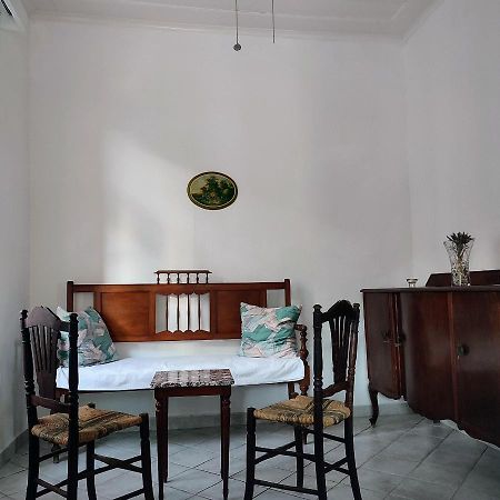 Maroudas Traditional Guest House Vathy  Exterior photo