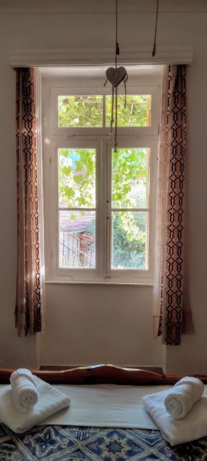 Maroudas Traditional Guest House Vathy  Exterior photo